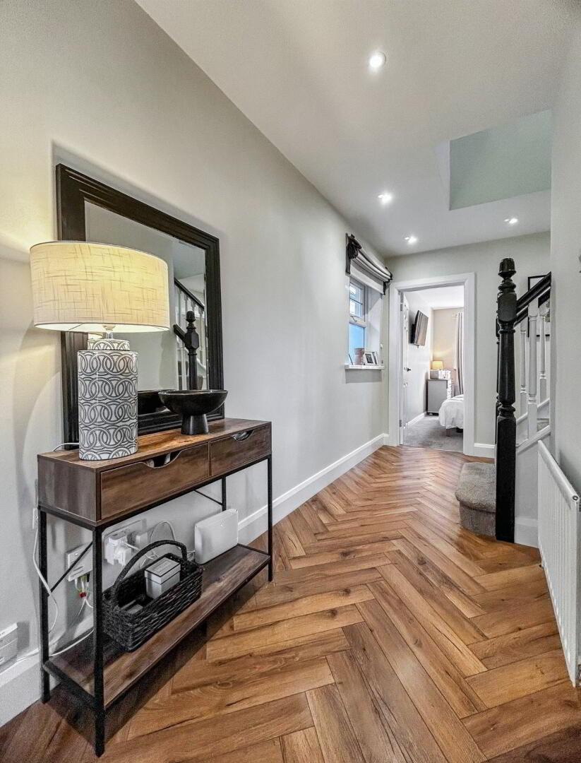 5 Rushcroft Close 2 of 16