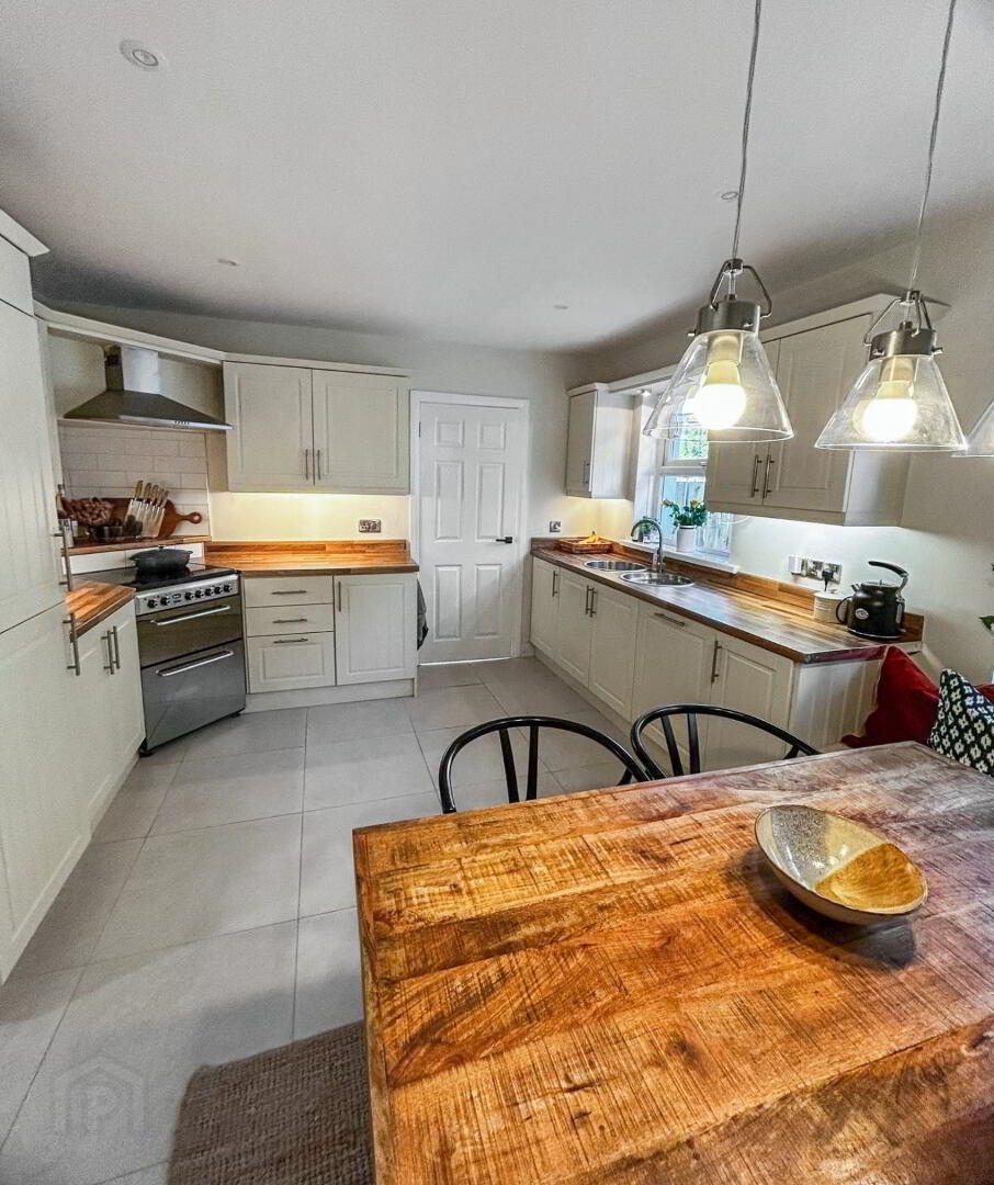 5 Rushcroft Close 4 of 16