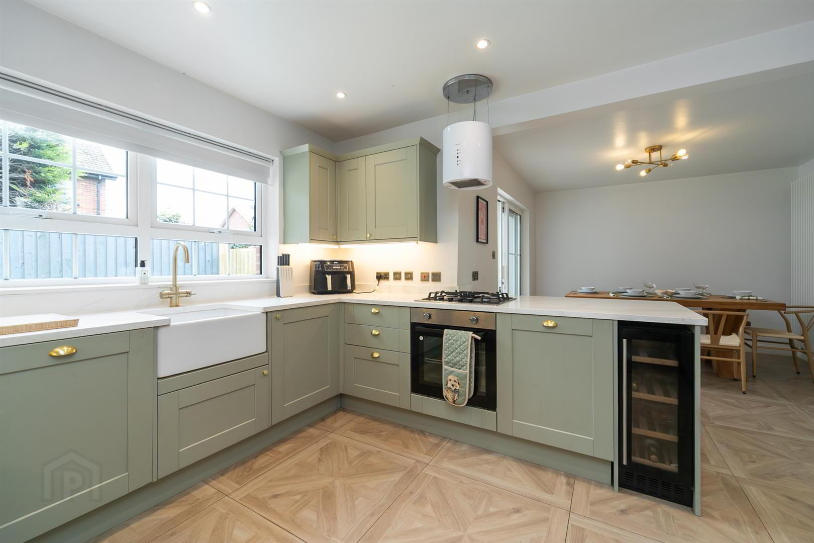 19 Firmount, 581 Antrim Road 13 of 35