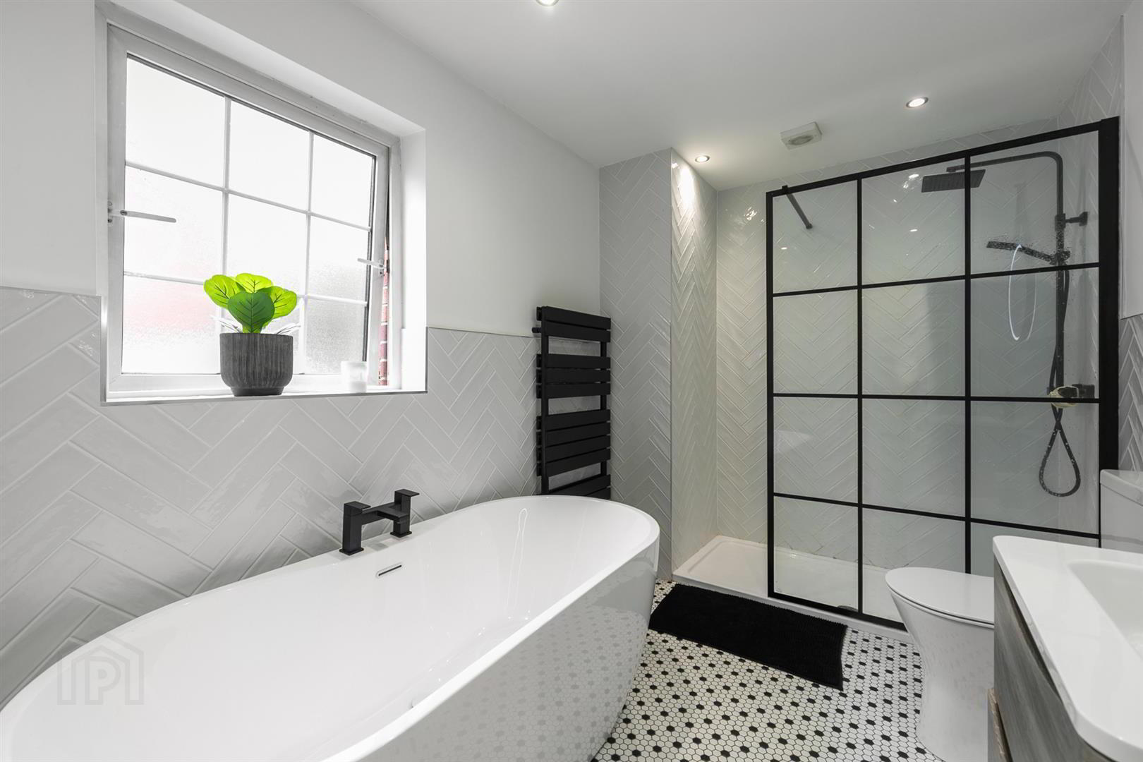 19 Firmount, 581 Antrim Road 19 of 35