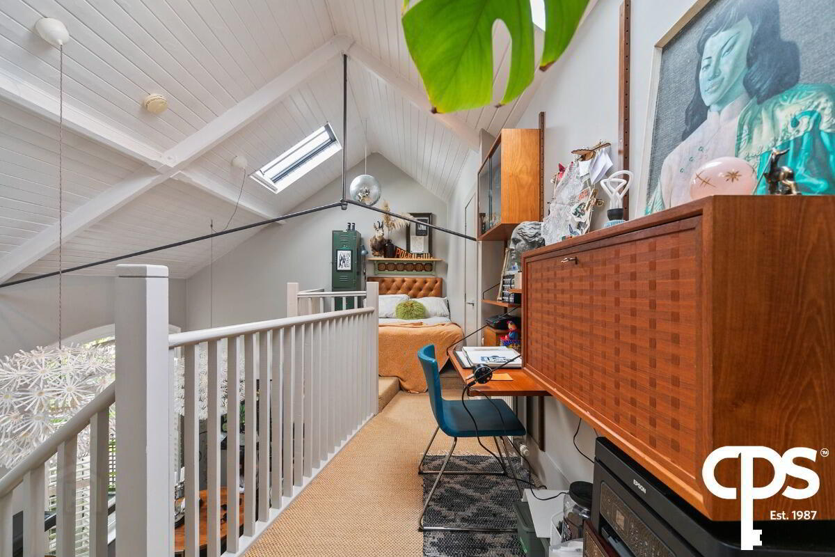 Apt 10, 17 The Walled Garden 10 of 32