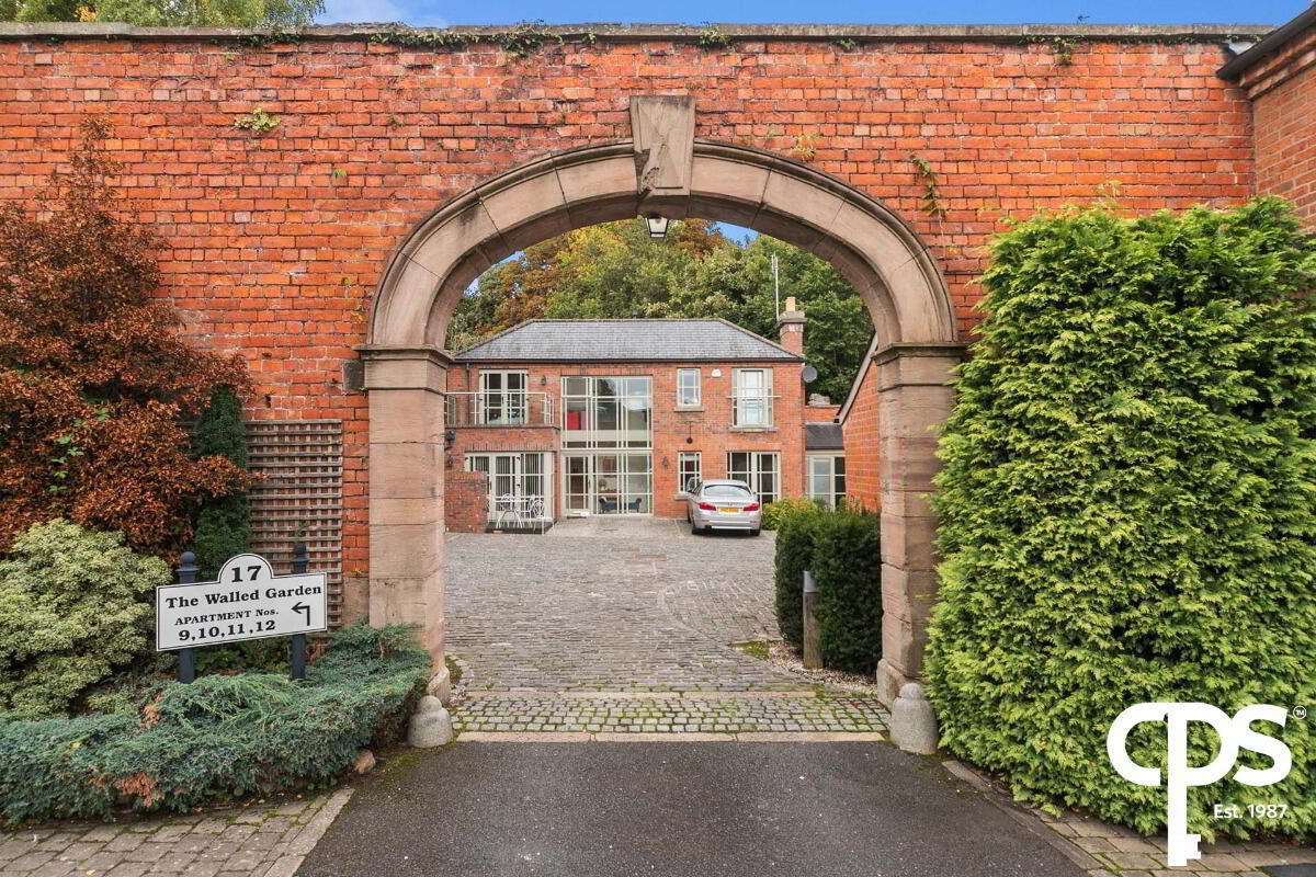Apt 10, 17 The Walled Garden 30 of 32