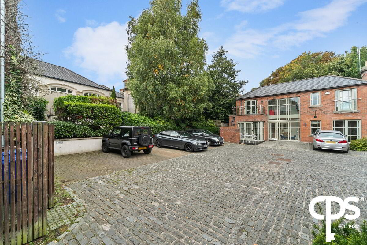 Apt 10, 17 The Walled Garden 31 of 32