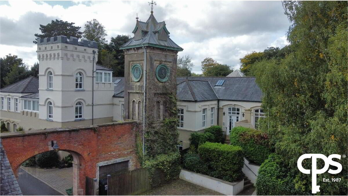 Apt 10, 17 The Walled Garden 1 of 35