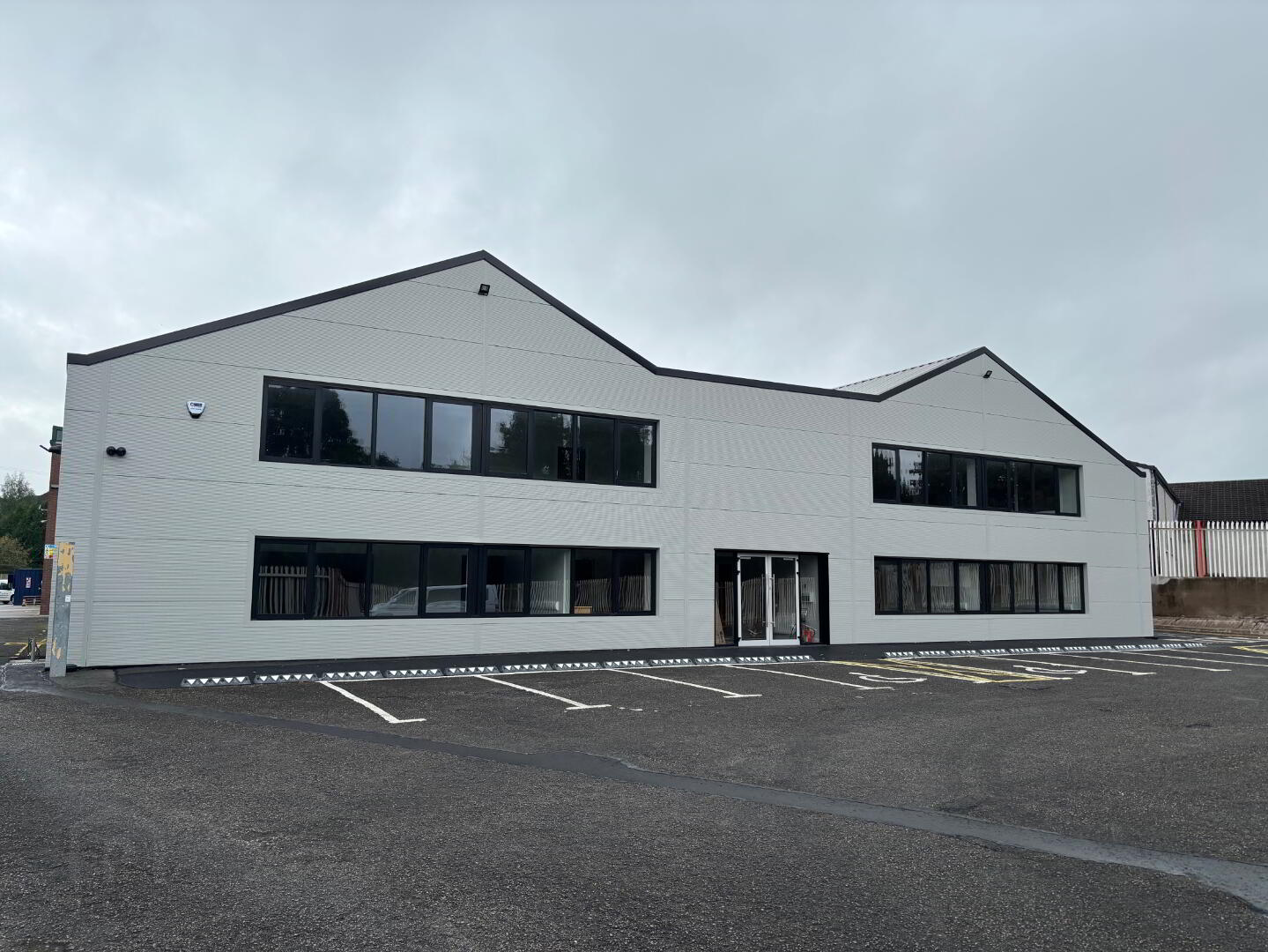 Lurgyvallen Business Park, 72 Cathedral Road 5 of 29