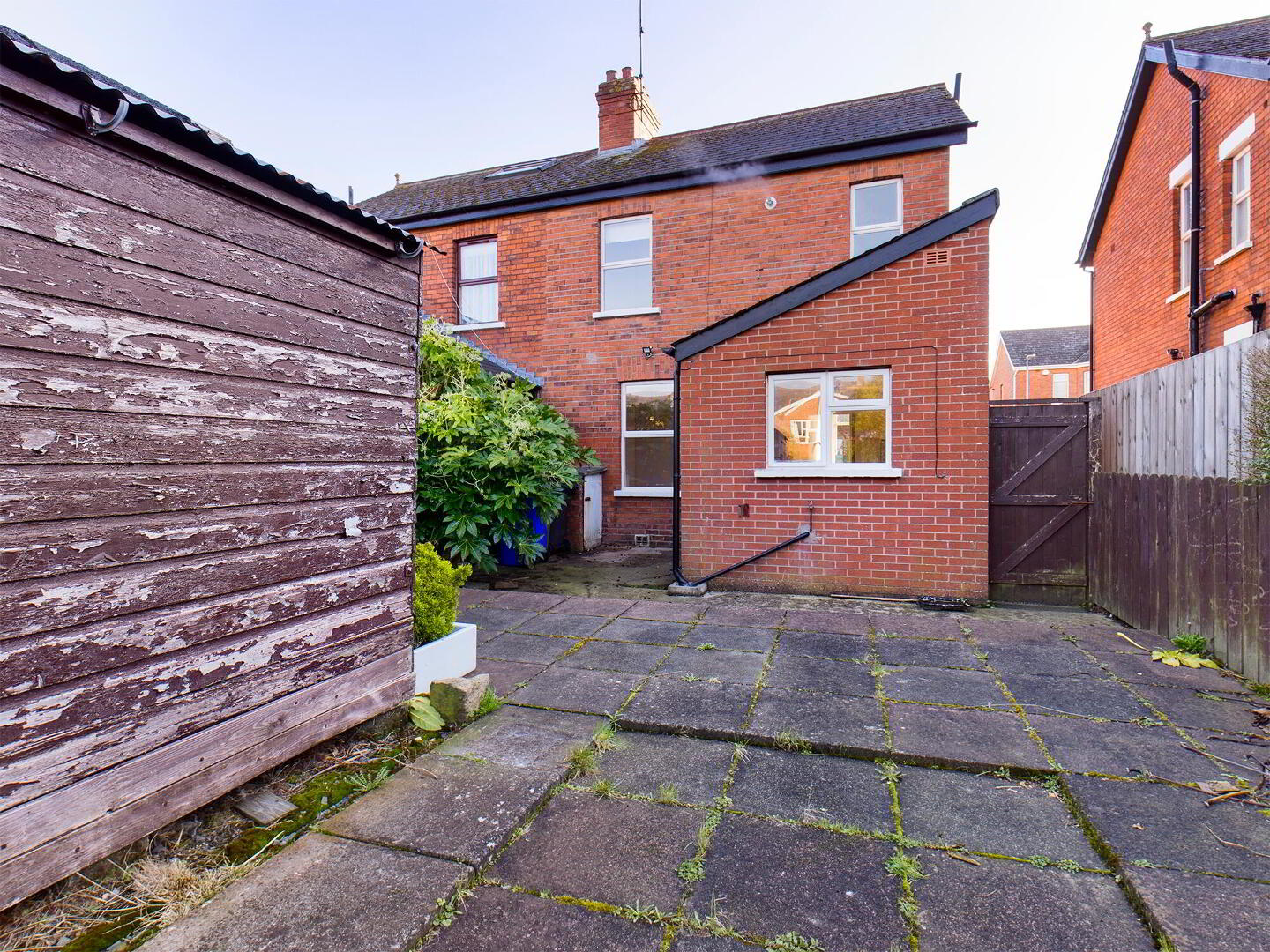 121 Haypark Avenue 11 of 24