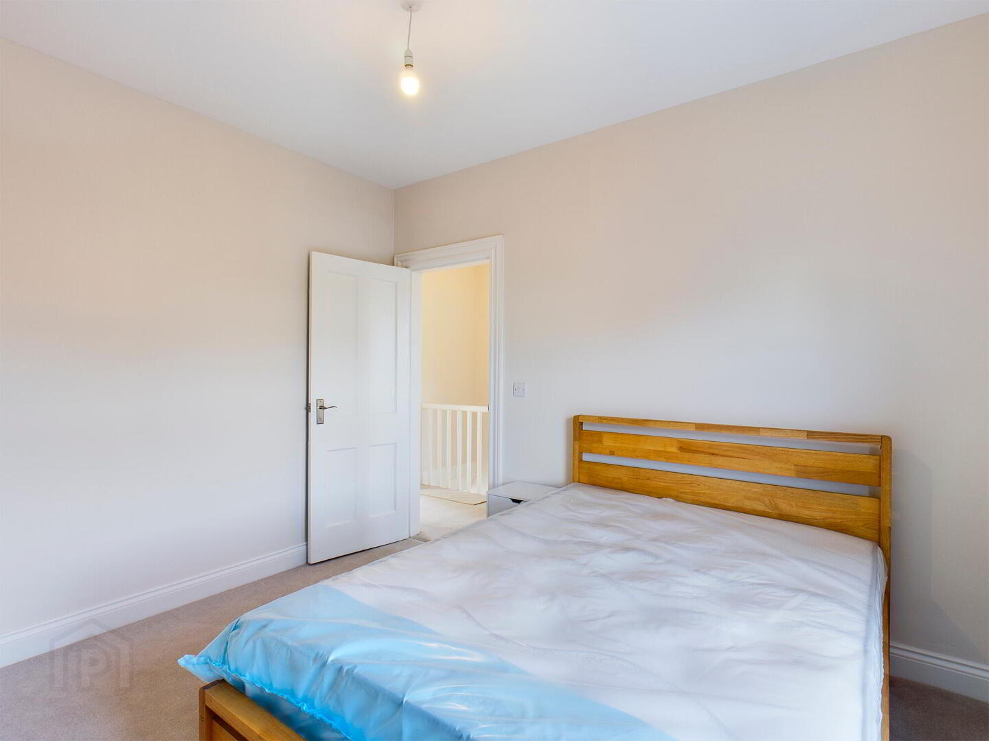 121 Haypark Avenue 19 of 24
