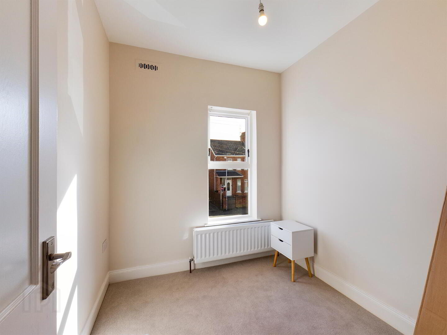 121 Haypark Avenue 23 of 24