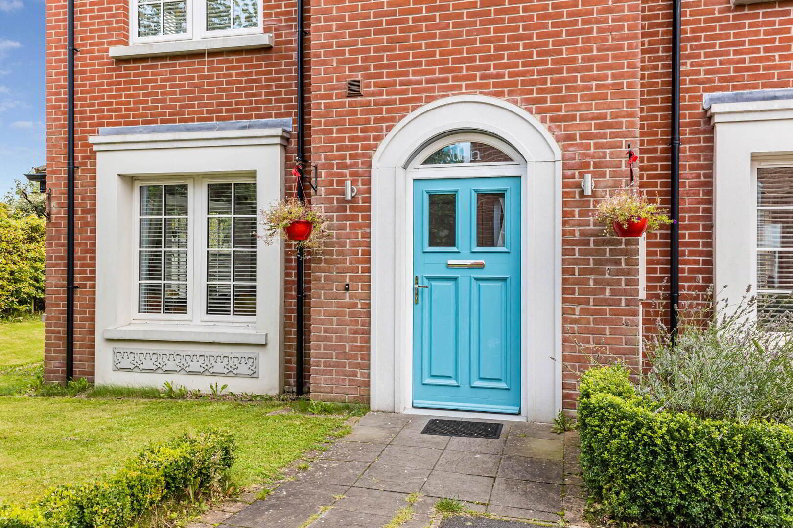 10 Woodfort Gardens 2 of 25