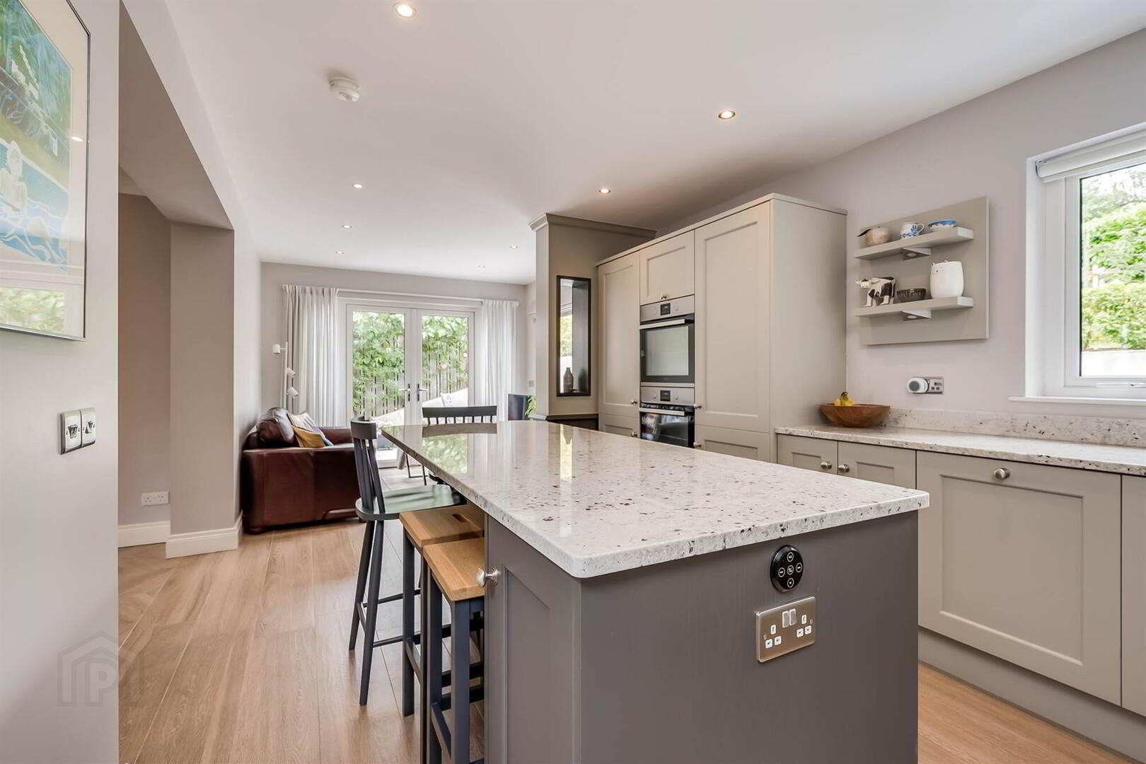 12 Mount Eden Park 8 of 32