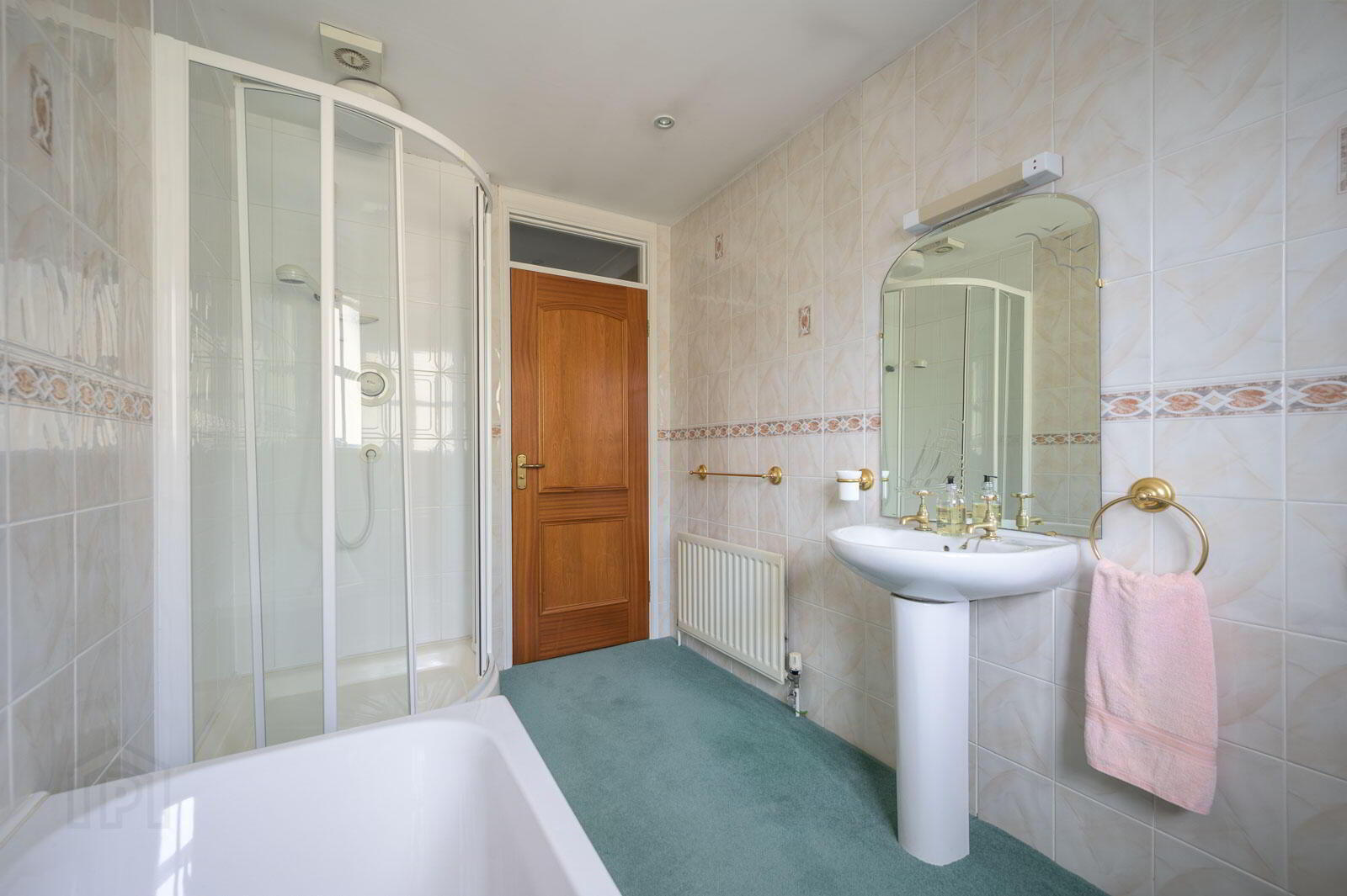 3 Apt, Farnham Lodge, 26 Farnham Road 21 of 23