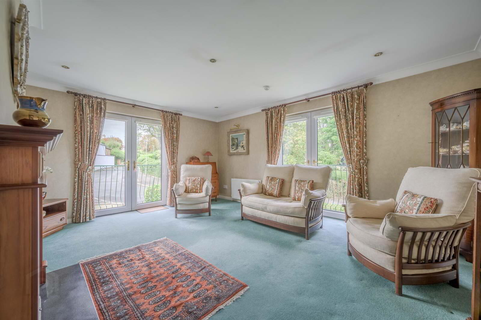 3 Apt, Farnham Lodge, 26 Farnham Road 10 of 23