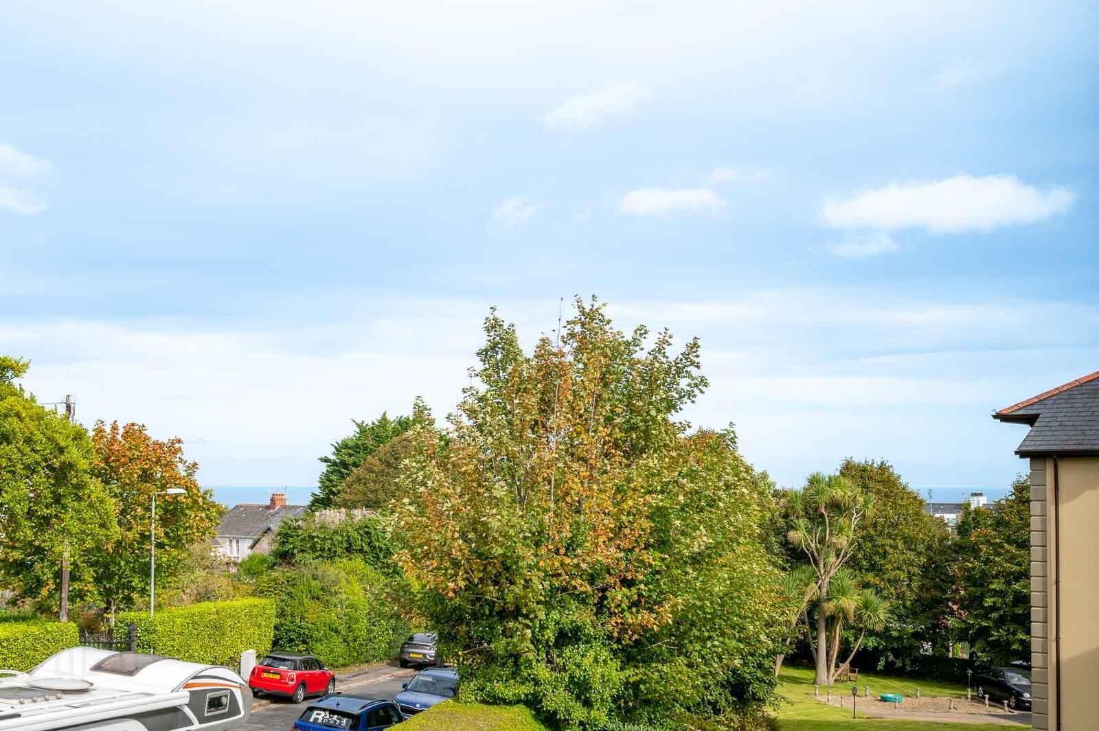 3 Apt, Farnham Lodge, 26 Farnham Road 22 of 23