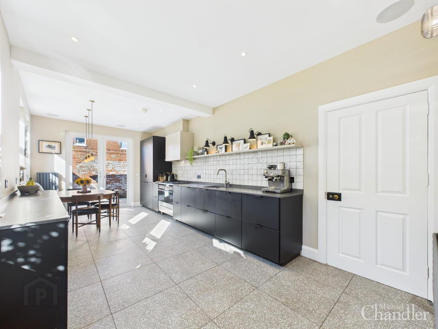 12 Haywood Avenue 5 of 30