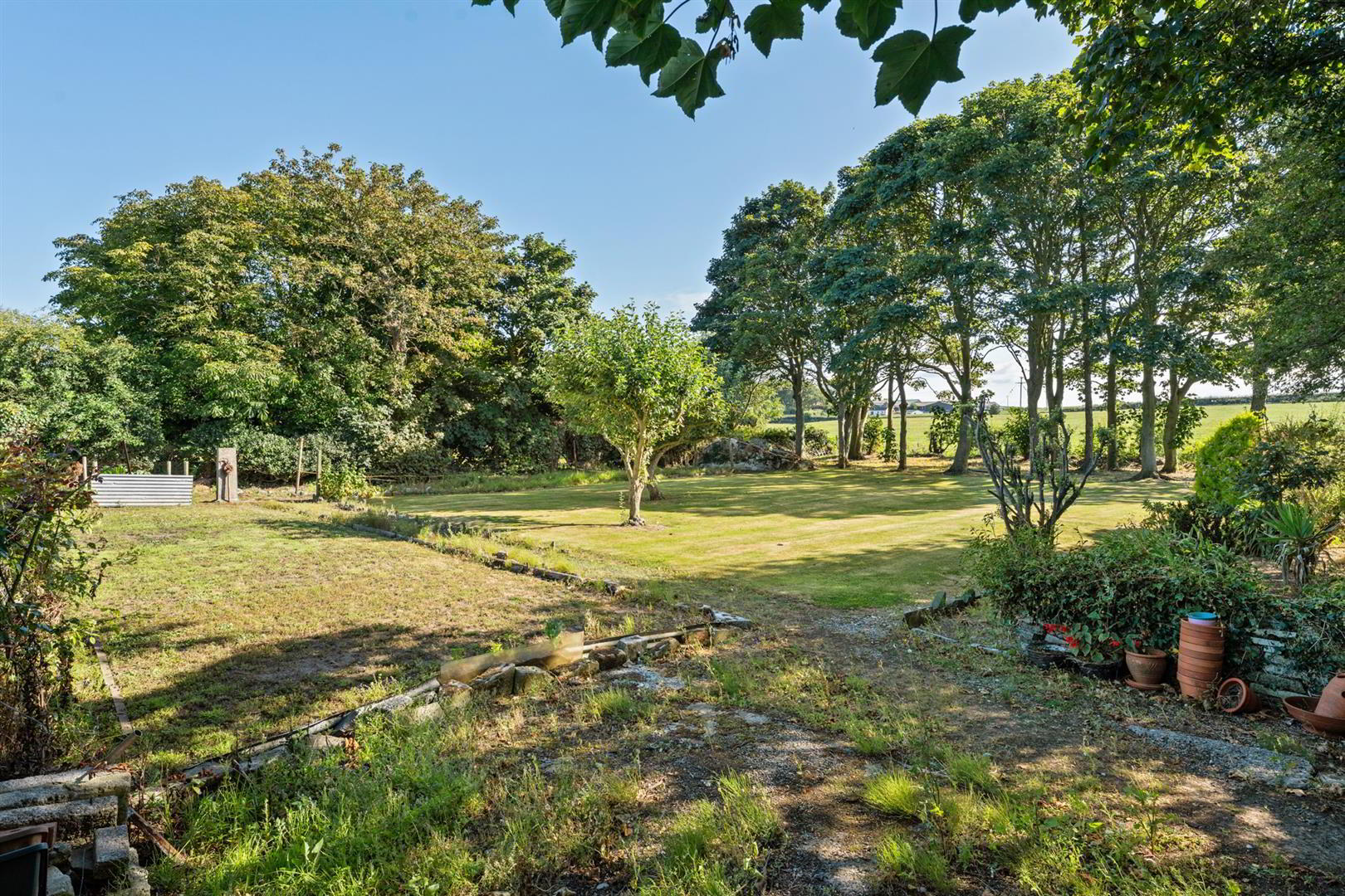 118 Warren Road 39 of 50