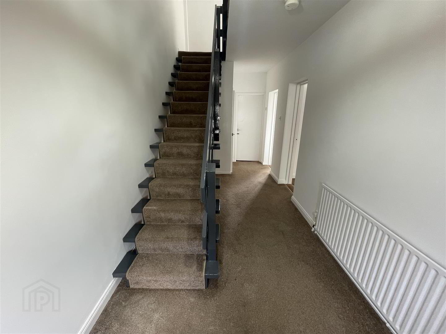 34 English Street 2 of 17
