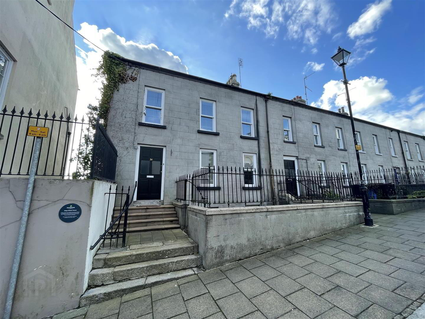 34 English Street 1 of 17