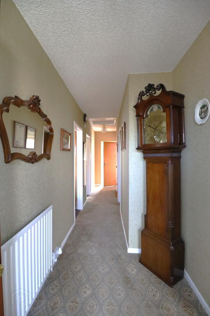 9 Irvington Park 5 of 21