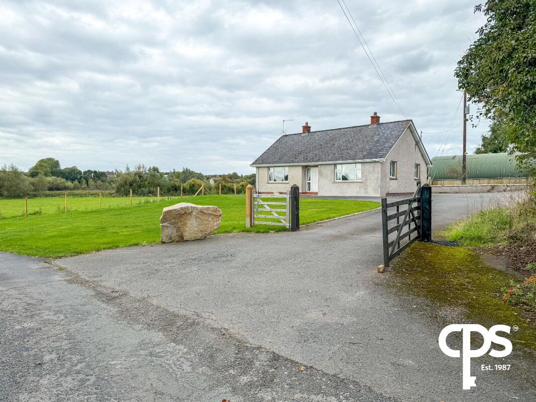 23 Grange Blundel Road 1 of 27
