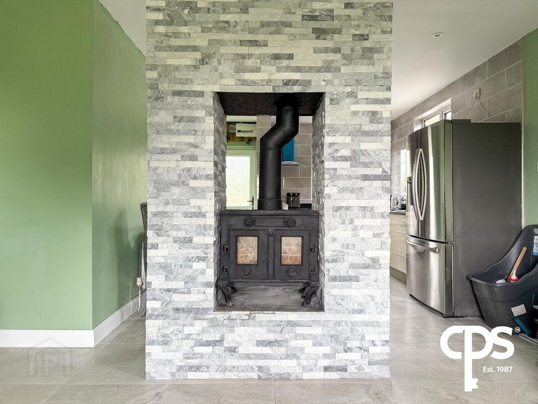 23 Grange Blundel Road 10 of 27