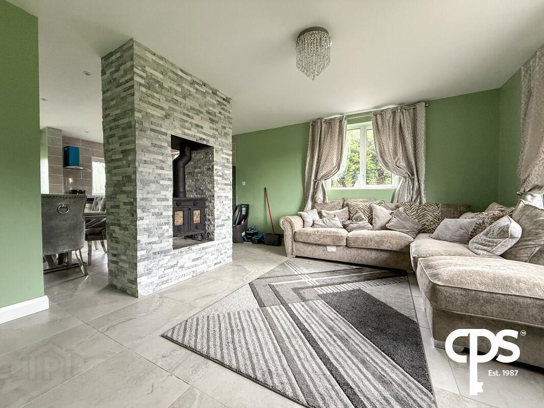23 Grange Blundel Road 9 of 27