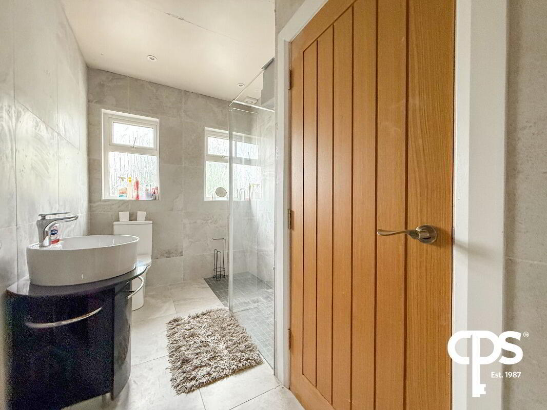 23 Grange Blundel Road 17 of 27