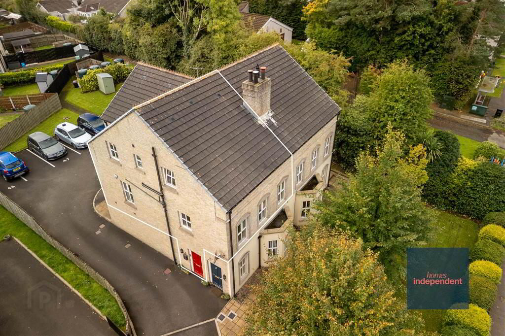 47 Trinity Mews 1 of 45