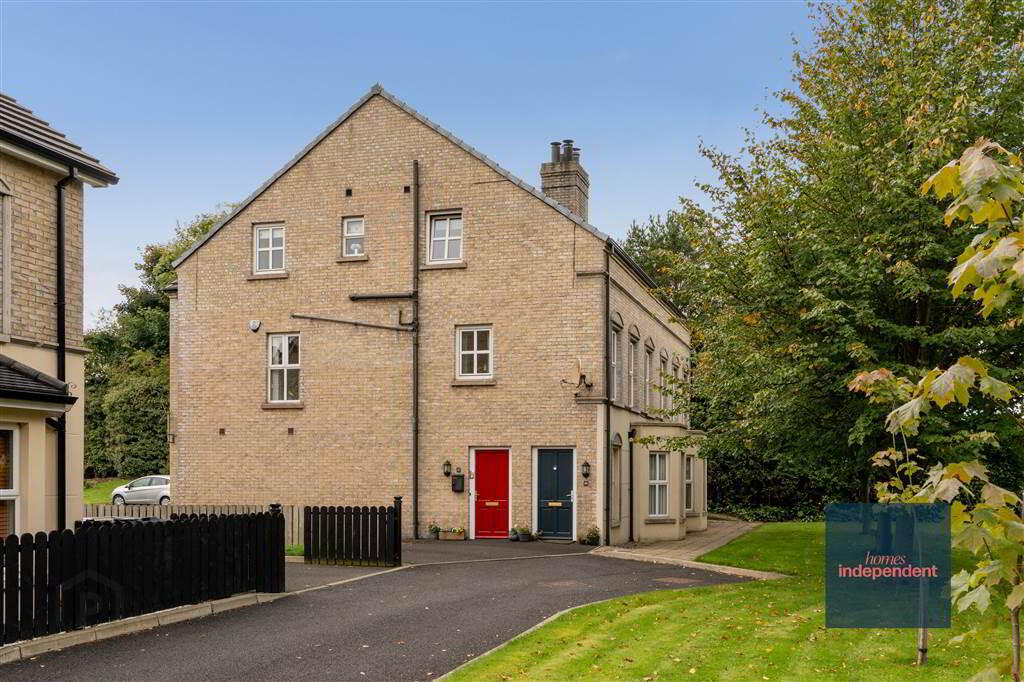 47 Trinity Mews 6 of 45