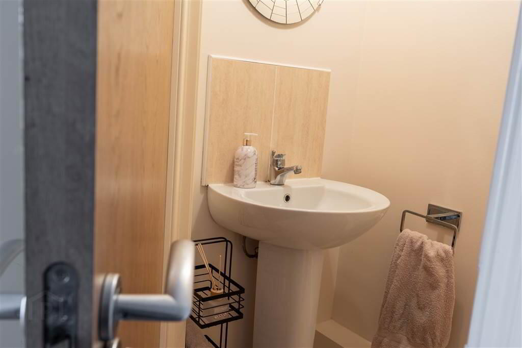 47 Trinity Mews 19 of 45