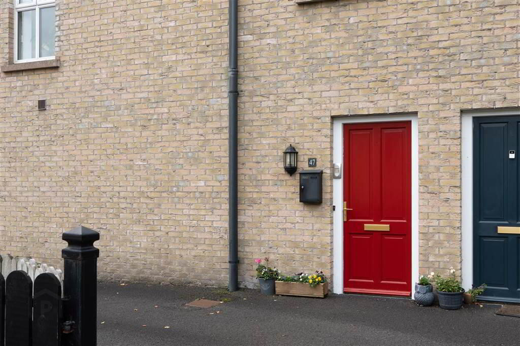 47 Trinity Mews 38 of 45