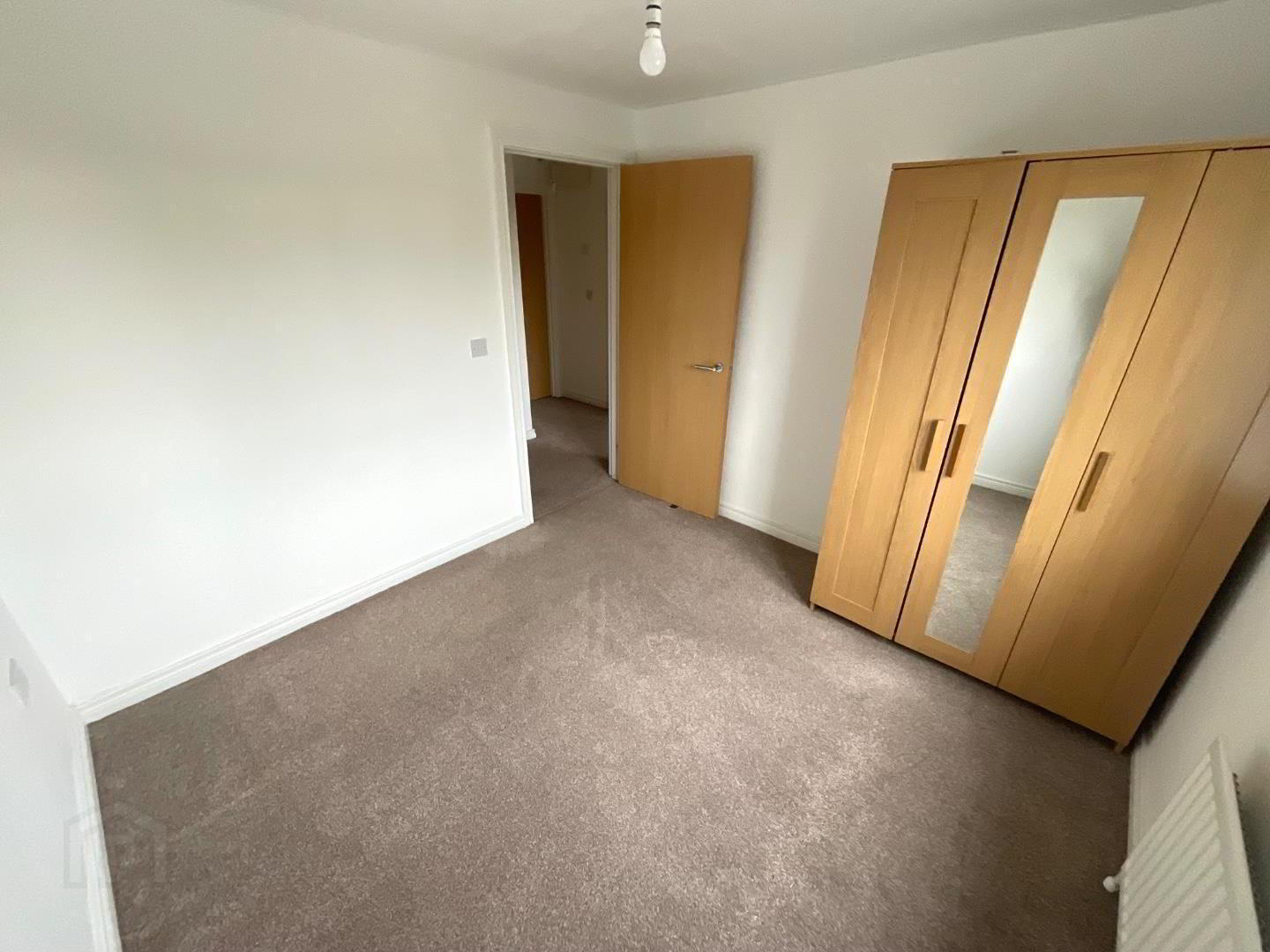 Apartment 18 2 West Circular Close 6 of 11