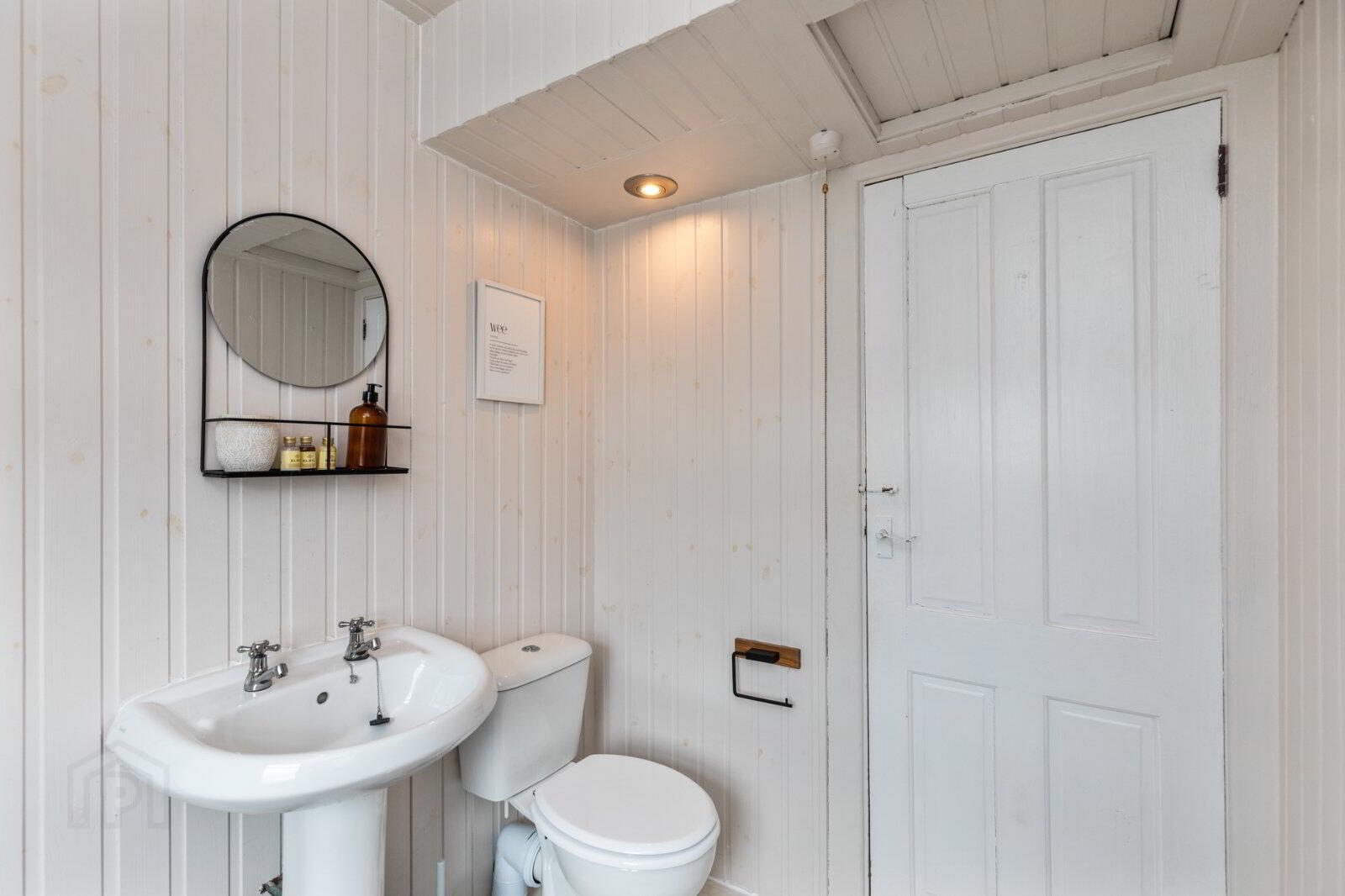Rathdrum Cottages, 223 Great Northern Street 7 of 14
