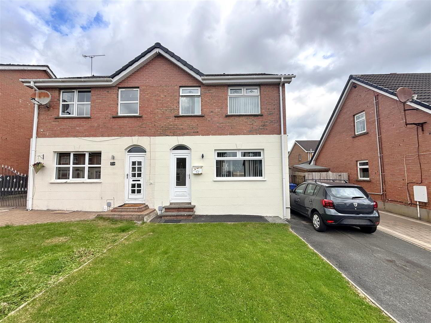 16 Lyndhurst Place 2 of 19