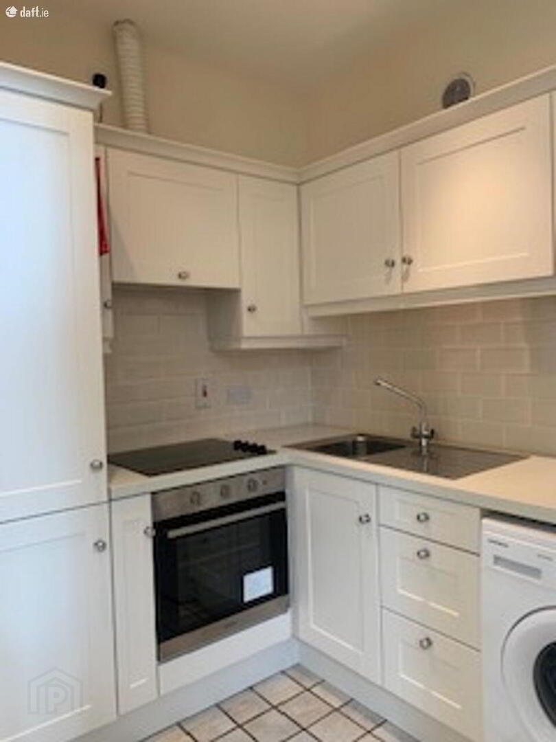 Apartment 6 Beechfield House Kincora Park 7 of 12