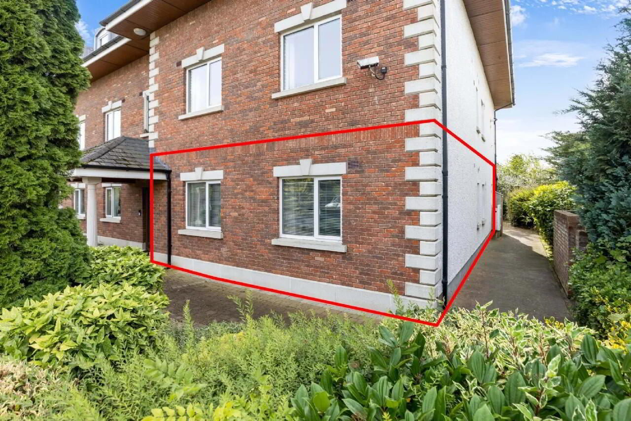 2 Effernock Mews 1 of 26