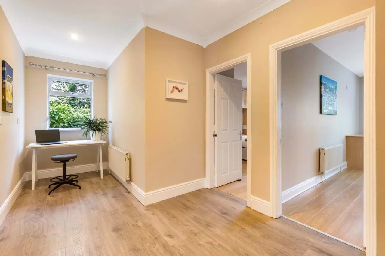 2 Effernock Mews 5 of 26