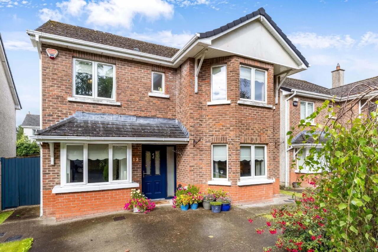 13 Priory Gate 1 of 37