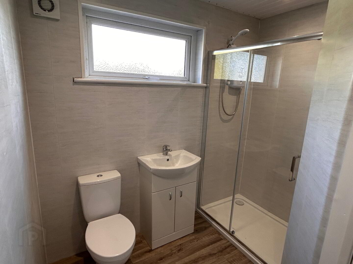 62 Cloyfin Road 4 of 20