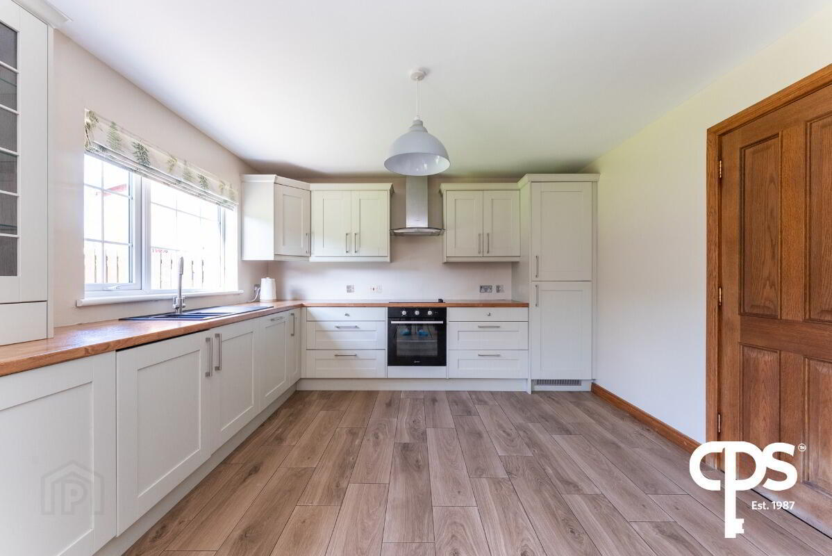 8 Ashgrove Manor 6 of 26