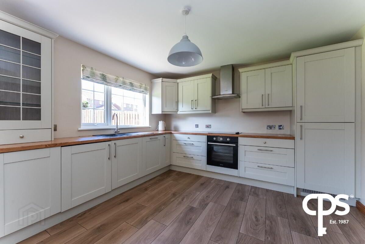 8 Ashgrove Manor 7 of 26