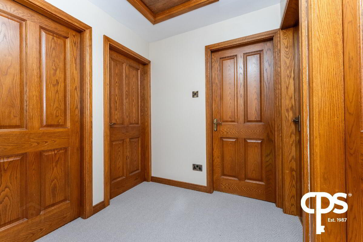 8 Ashgrove Manor 11 of 26
