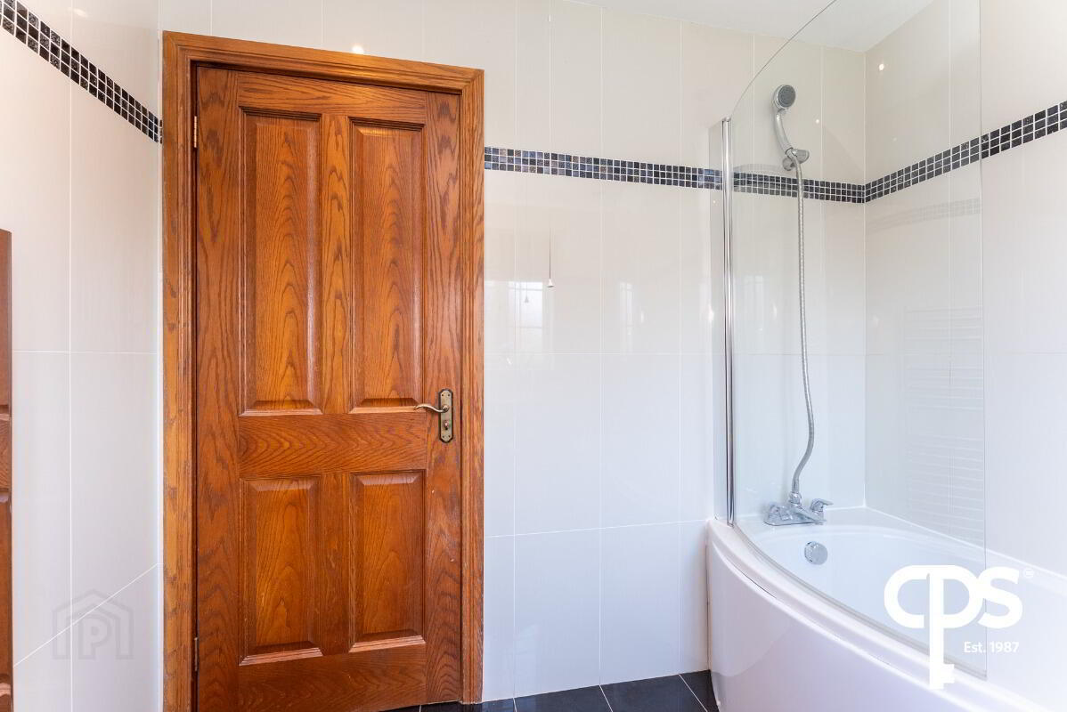 8 Ashgrove Manor 19 of 26