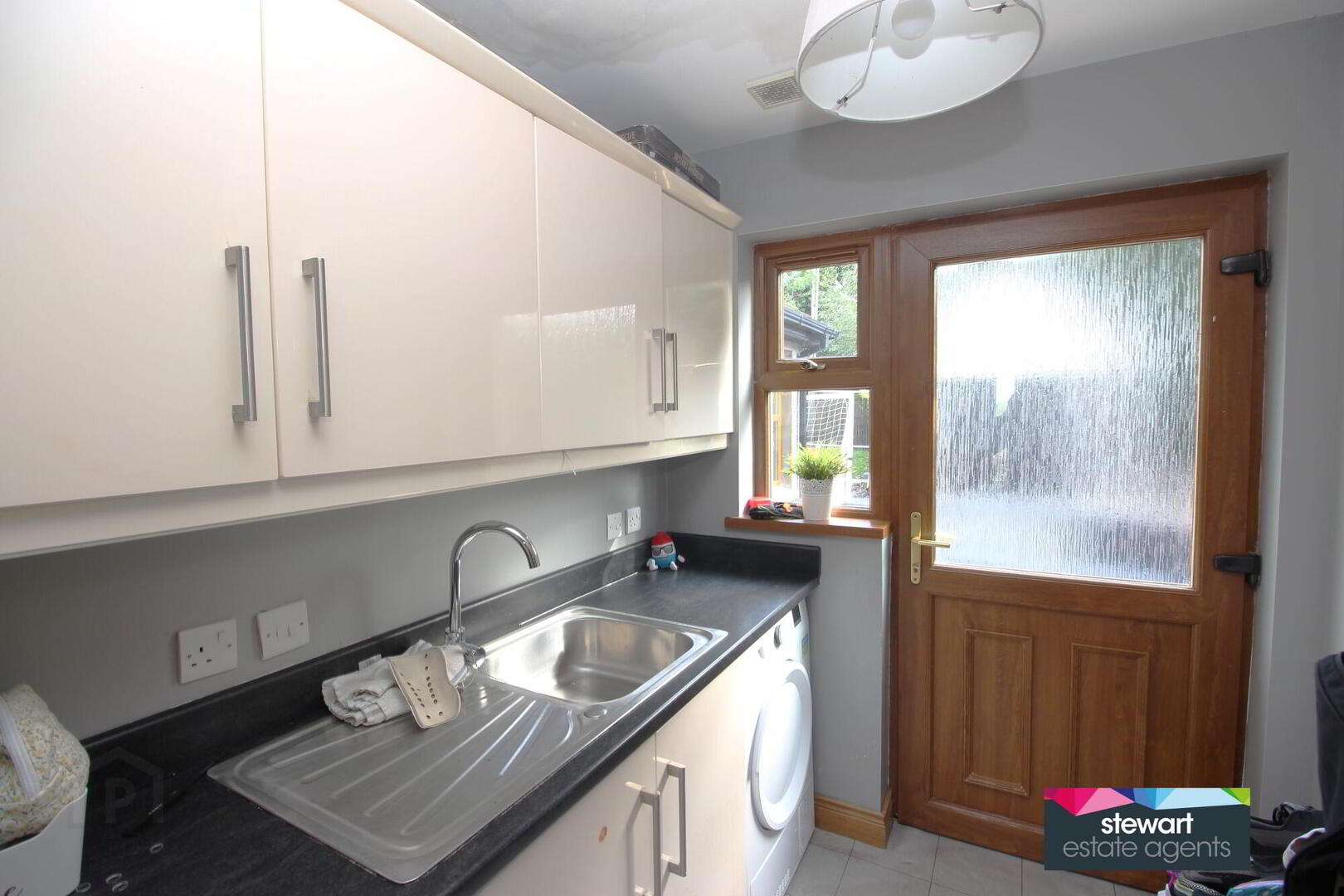 18 Crumlin Road 10 of 26