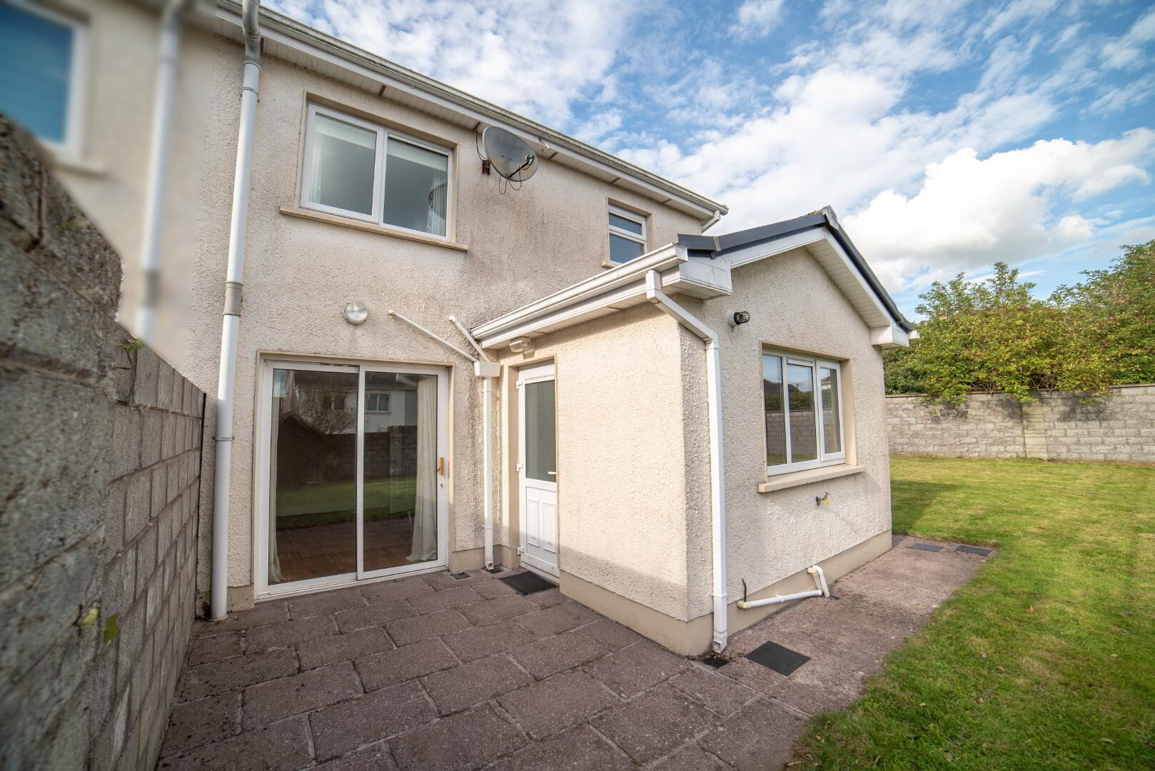 13 Clonmore 15 of 19