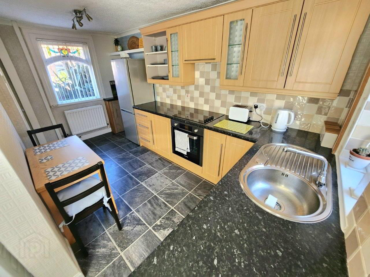 28 Premier Drive 6 of 12