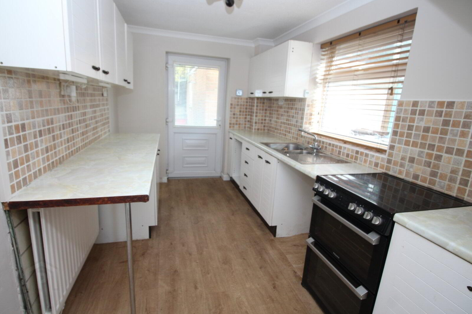 40 Windermere Road 4 of 12