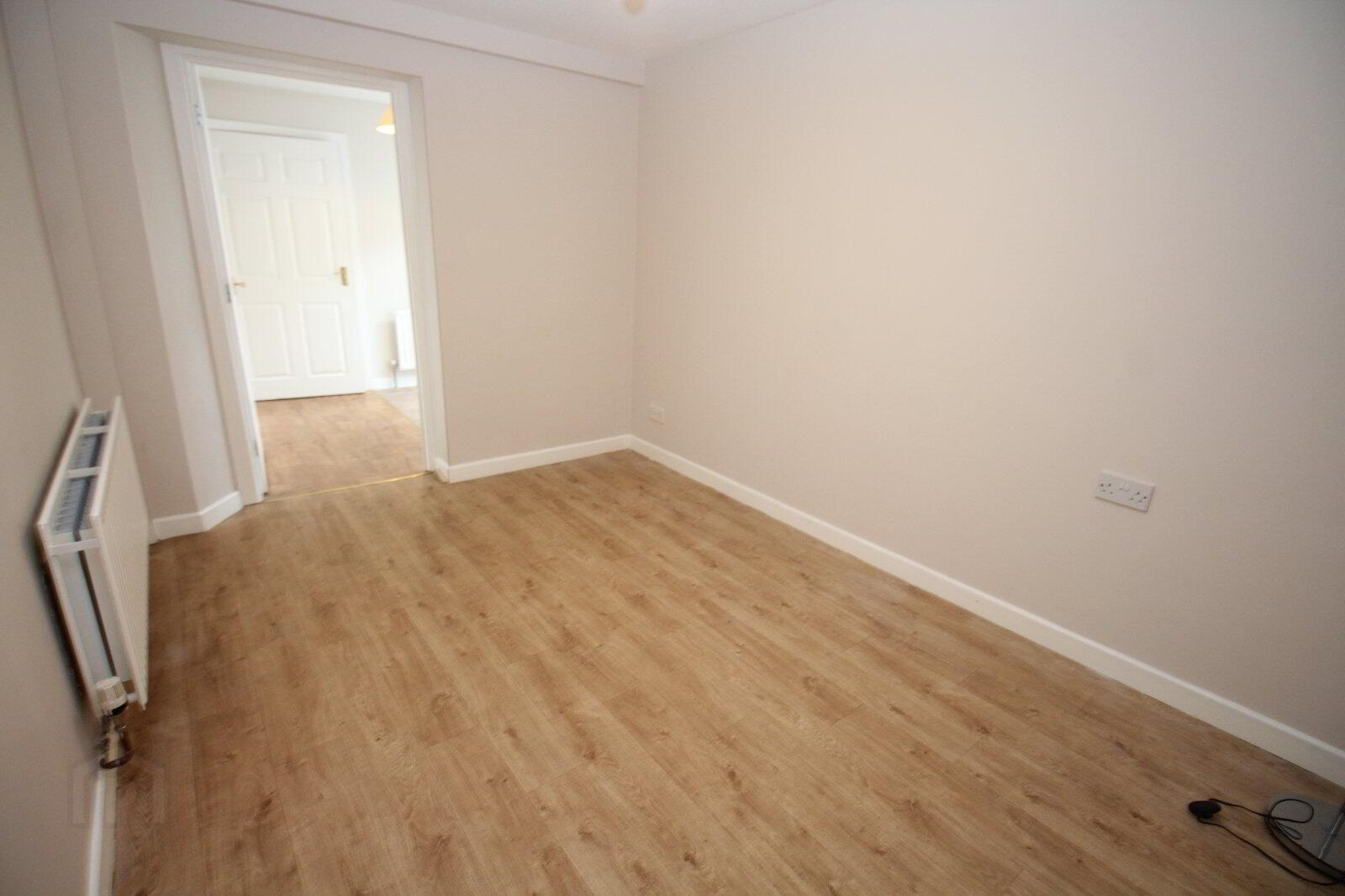 40 Windermere Road 6 of 12