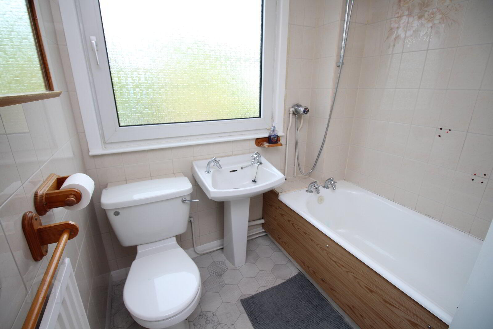40 Windermere Road 8 of 12