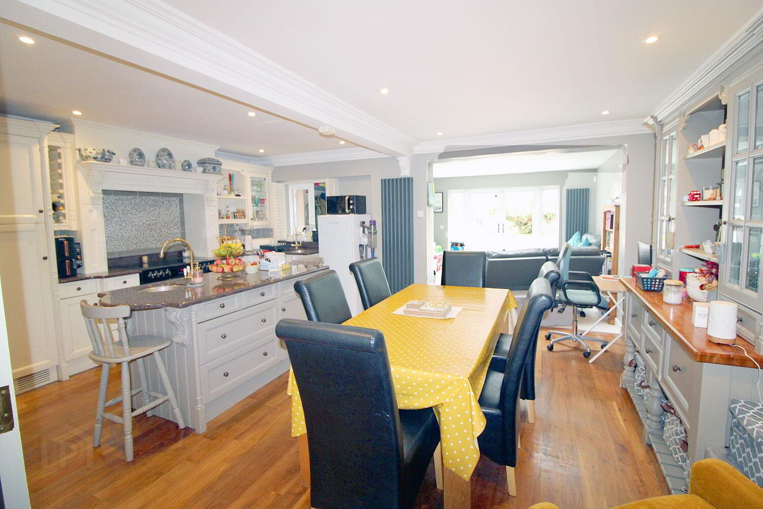 3 Priorland Grove 5 of 21