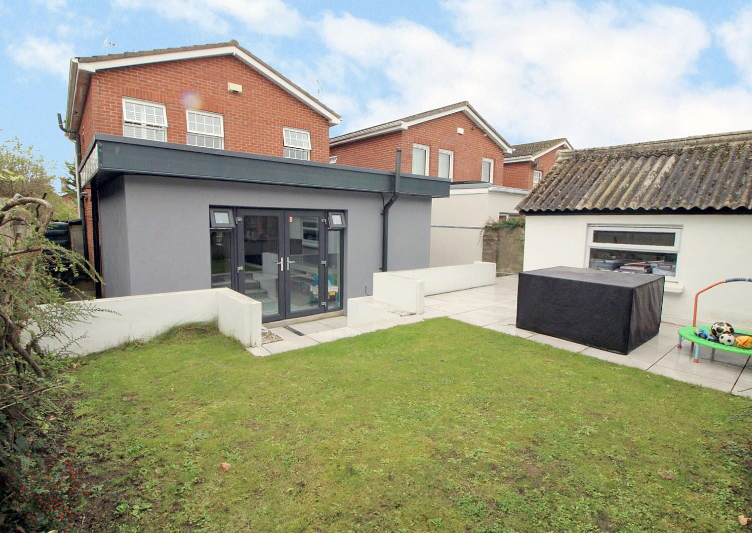 3 Priorland Grove 21 of 21
